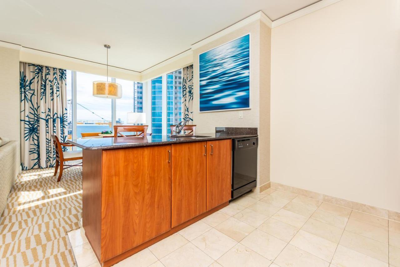 Hotel International Beach Tump Resort Ocean View 1100 Sf 1 Bed 1Bth Privately Owned Sunny Isles Miami Beach Exteriör bild