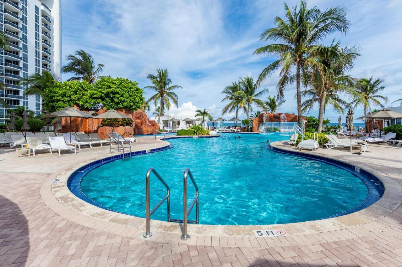 Hotel International Beach Tump Resort Ocean View 1100 Sf 1 Bed 1Bth Privately Owned Sunny Isles Miami Beach Exteriör bild